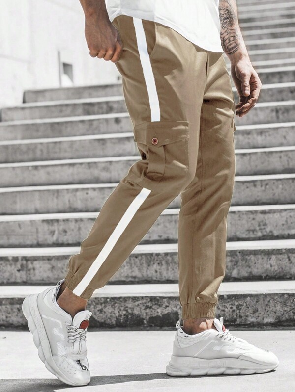 Calça cargo masculina casual com blocos de cores e bolsos, na moda