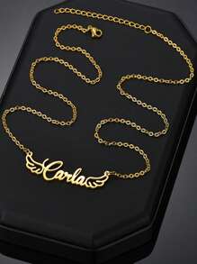 1 pièce Collier avec double ailes minimaliste DIY avec nom en anglais pour femmes. Plaque signalétique personnalisée avec nom simple. Pendentif personnalisé avec chaîne de cou. Bijou cadeau