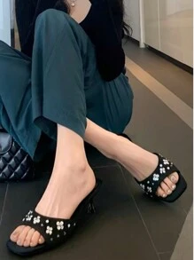 Square Toe Flower Petal Rhinestone Satin Slide Sandals For Women, Summer High Heels,Kitten Heels - Black - View 2