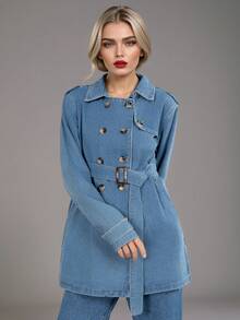 女士长款牛仔夹克，配腰带和腰带，百搭