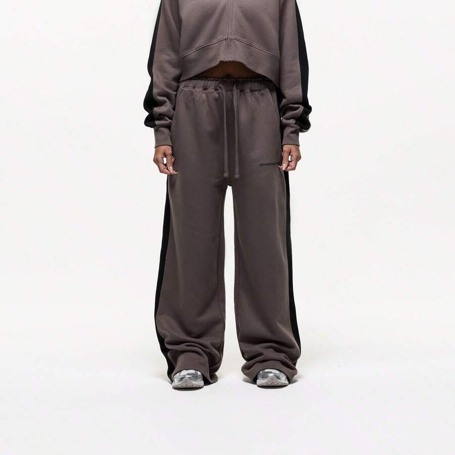 Good for Nothing Wide Leg Vintage Track Sweatpants, Taupe - 灰褐色 - 查看 1