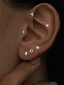 Single Hypoallergenic S925 Sterling Silver Stud Earrings Simple Tiny Initial Letter A-Z Stud Earrings For Women Sensitive Ears