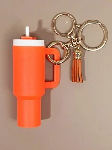 Móc khóa cốc mini tùy chỉnh, Móc khóa cốc dễ thương cá nhân hóa, Móc khóa cốc tùy chỉnh của chúng tôi mang đến nét cá nhân độc đáo thông qua dịch vụ khắc tùy chỉnh. Khách hàng có thể khắc tên hoặc tùy chỉnh thông điệp để tạo ra một phụ kiện độc nhất vô nhị, lựa chọn từ bộ sưu tập 11 màu sắc tươi sáng để phù hợp với mọi phong cách hoặc cá tính. Móc khóa & Phụ kiện tùy chỉnh, Dễ dàng sử dụng - Nhiều màu - Xem 13