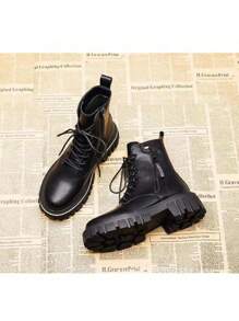 女式厚底拉链短款摩托车鞋，英伦风，适合春秋季