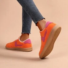 TELOXGE New Women Plush Lace-Up Flat Shoes Casual Shoes Trainers Contrast Color Cute Elegant Style - Orange - View 4