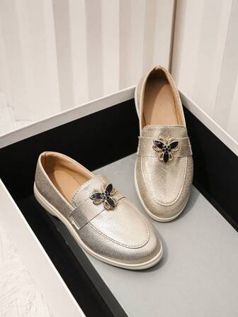 儿童时尚一脚蹬豹纹装饰纯色舒适休闲百搭平底乐福鞋