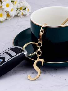 1 pieza Llavero con letra de oro avanzado y elegante, colgante con letra tridimensional, llavero clásico y simple, decoración, accesorio de bolso, versátil para bolsos de trabajo, escuela, compras, mochilas, bolsos de mano, accesorio de bolso, adecuado para regalar a amigos, familia, parejas, novias, regalos importantes, recuerdos de vacaciones