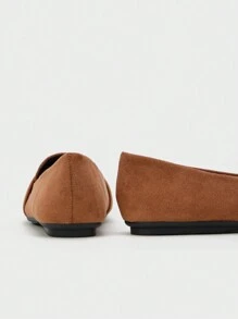 2025 Autumn Women's Pointed Toe Flat Metal Strap Ballet Flats, Comfortable Slip-On Loafers - Camel - View 9