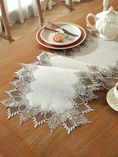 1pc Polyester Vintage Lace Table Runner, Rustic Fresh Series Suitable For Dining Table, Coffee Table, Cabinet, Candle Holder, Vase Mat, Anti-Dirty Table Mat, Plate Mat, Home Decor, Festival Decor, Picnic Decor, Family Gathering, Party, Wedding, Multiple Sizes Available