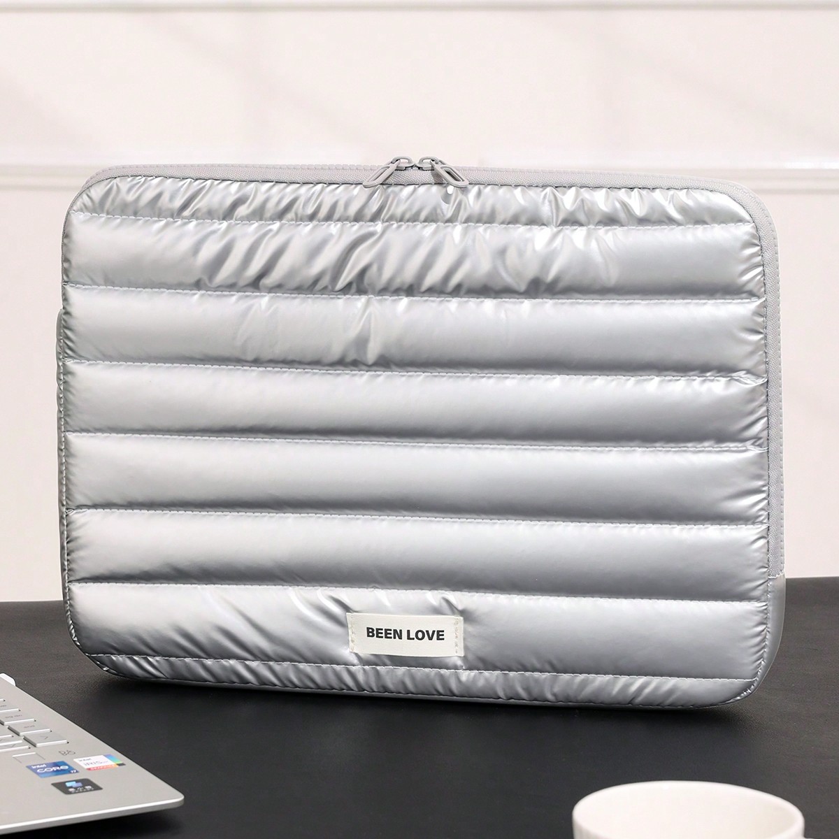 Puffy Shockproof Ultralight Laptop Inner Bag Sleeve Slim Waterproof Laptop Case Lightweight Simplicity With Zipper For Tablet Back To School Supplies School Stuff Laptop Cover Laptop Sleeve Laptop Bags School Essentials Classroom Bags Teacher Storage Bags Computer Case Case Computer Bag Ipad Bag Mac Book Laptop Bag Women College Winter Holiday