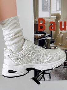 New Women Casual Sneakers, Chunky Sneakers, Shoes, White Shoes, Lace-Up Round Toe Mixed Material Breathable Versatile Printed Graffiti College Style Student Outdoor Hiking Casual Commuting Shoes