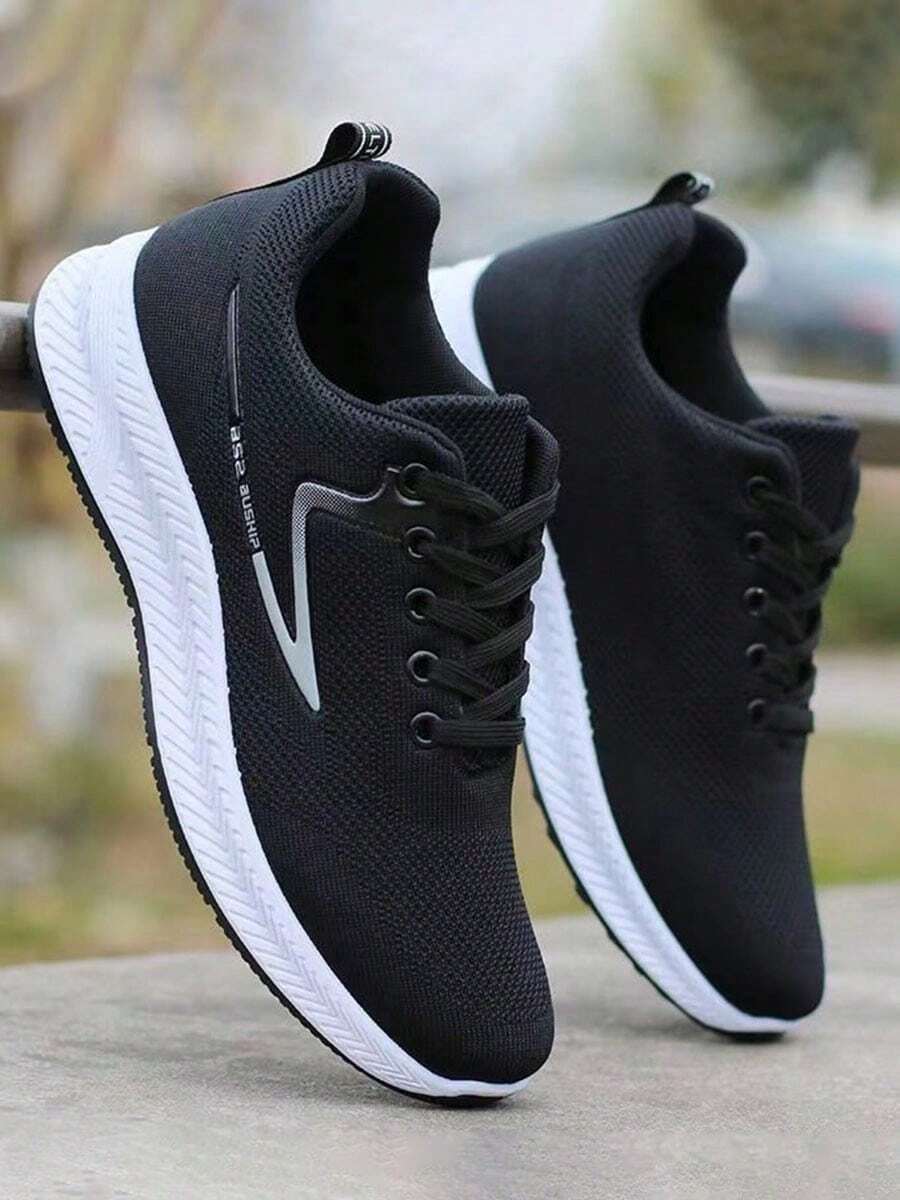 Zapatos de hombre, Tenis cómodos y transpirables para hombre, Zapatillas para correr ligeras, Zapatos con cordones antideslizantes y resistentes al desgaste, Adecuados para correr, caminar, Baloncesto, Béisbol, Tenis y otros deportes. - Negro - Ver 1