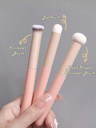 3 pièces/Set Pinceaux de maquillage de haute qualité, notamment un pinceau rond petit pour le correcteur, un pinceau à lèvres et un pinceau de fond de teint