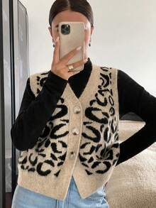 韩版复古豹纹V领单排扣休闲针织背心，百搭