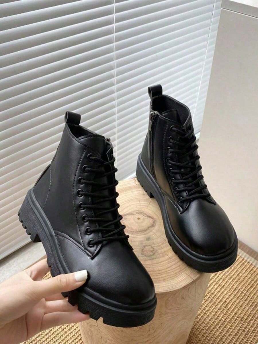 Boots, Women's Ankle Boots, Black Boots, Laces And Side Zippers On The Front, And A Non-Slip Texture On The Sole Is Evident. - 黑色 - 查看 1