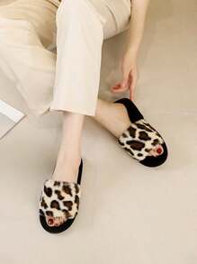 Women Cotton Plush Slippers Leopard Pattern Breathable Warmth Wear Resistance,Women Fashion Leopard Print Fuzzy Bedroom Slippers Beige,Women Leopard Pattern Fuzzy Bedroom Flip Flops,Fashion Open Toe Home Flip Flops,Women Leopard Pattern Cross Strap Fluffy Bedroom Slippers, Fabric Fashion Slippers Indoor - 米色 - 查看 9