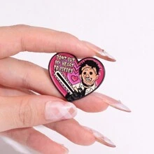 1pc English European And American Film And Television Peripheral Horror Style Love Brooch Metal Badge Pin For Clothes Bag Charm School