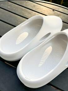 Spring And Summer Fashion New Women's Pure White Clog, Comfortable And Breathable Indoor And Outdoor Dual-Use Beach Shoes, Garden Shoes