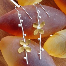 1 paire de boucles d'oreilles vintage bohèmes à fleurs longues, bijoux de mode charmants, cadeau pour les femmes, Saint-Valentin