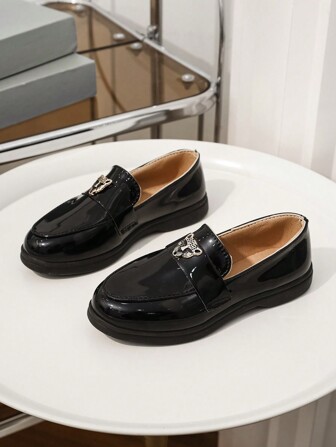 儿童时尚一脚蹬平底鞋，豹头装饰，纯色，舒适休闲百搭乐福鞋