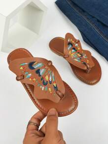 Sandalias de exterior de verano para niñas, nuevo estilo con diseño bordado, chanclas de moda y generosas, zapatos de playa de punta abierta con mariposa y flor - Marrón - Ver 6