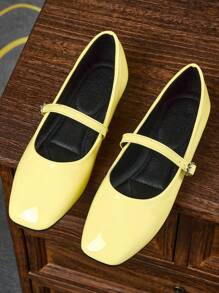 女士时尚方头一脚蹬黑色鞋，休闲办公百搭平底鞋，适合春夏户外，高端优质芭蕾平底鞋，适合派对/婚礼，红色