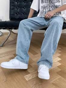Men's Fashionable Retro Loose Straight Leg Jeans