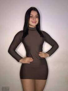 Marrom