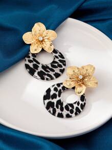 1 par de aretes de flor de oro con cristales de estrás en estampado de leopardo, personalizados, adecuados para mujer en calle, citas, bodas, fiestas y uso diario