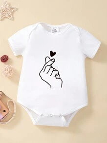 Baby Girl Heart Print Short Sleeve Bodysuit - White - View 1