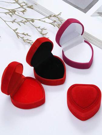 1 Pc Velvet Single Ring Display Box,Heart Shaped Design Random Colour Engagement Ring Box,Valentine's Day Gift,Velvet Heart Jewellery Box,Velvet Jewelry Box,Jet Velvet Ring And Earrings Box,Jewelry Packaging Jewelry Boxes Back To School