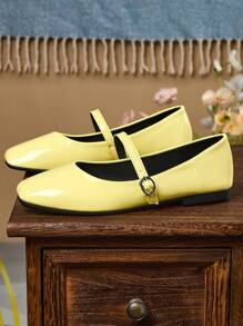 女士时尚方头一脚蹬黑色鞋，休闲办公百搭平底鞋，适合春夏户外，高端优质芭蕾平底鞋，适合派对/婚礼，红色