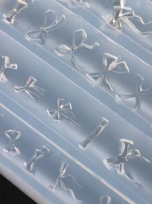 1 件情人节蝴蝶结 3D 美甲硅胶模具可重复使用混合蝴蝶结设计模板 DIY 美甲雕刻配件沙龙美甲用品工具 - 無色 - 查看 7