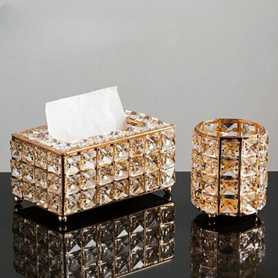 1pc Suporte para caixa de lenços de cristal, dispensador de guardanapos em cubo de cristal para quarto, escritório, café, hotel, bar, caixa de glitter | 1pc Suporte para escova de cosméticos Organizador de caneta, Suporte para toalha de papel, Cozinha, Suporte para rolo de cozinha, Caixa de lenços preta, Caixa de suporte para lenços, Caixa de lenços branca, Suporte para lenços de bolso, Suporte para lenços brancos, Suporte para lenços umedecidos, Suporte para caixa de lenços, Porta-guardanapos, Reunião de família festiva, Decoração de mesa de jantar de cozinha para casa Cozinha Quarto Sala de estar Sala de jantar, Acessórios de decoração para casa, Caixa decorativa, Presente de casamento feminino, Viagem de verão Feriado Festival Imperdível