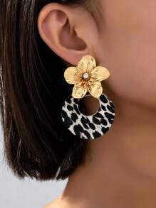 1 par de aretes de flor de oro con cristales de estrás en estampado de leopardo, personalizados, adecuados para mujer en calle, citas, bodas, fiestas y uso diario