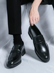 Giày da nam cỡ lớn, giày Oxford công sở thời trang mới, giày da cao cấp kiểu Anh, giày lười thoáng khí, giày Derby mũi nhọn cho mùa hè và mùa thu, giày cưới cho chú rể, giày công sở/xã hội cho nam, giày Derby cổ điển màu đen thời trang thoải mái sang trọng dành cho người đi làm, hàng mới về năm 2026. - màu đen - Xem 4