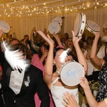 Tamburello da matrimonio (confezione da 1) - strumento a percussione portatile con sonagli in metallo, perfetto per matrimoni, proposte di matrimonio e festeggiamenti di festa - possibilità di scrivere il proprio messaggio, regali estivi per compleanni, articoli per la scuola, decorazione camera