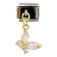 Colgante con dije de mariposa, luna y hada de diamante