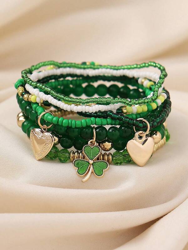 Set de 8 pulseras elásticas con cuentas de cristal en forma de trébol y colgante de corazón abierto, elegantes, adecuadas para el Día de San Patricio, el Día de San Valentín, fiestas, clubes, accesorios para mujeres