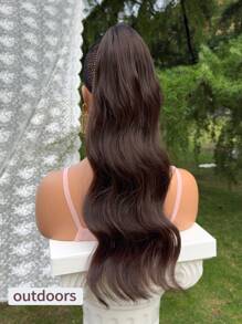 Extensiones de cabello sintético resistente al calor con clip, ondulado marrón y dorado, de 22 a 24 pulgadas de largo, para hacer una cola de caballo larga y rizada para mujeres - Marrón - Ver 4