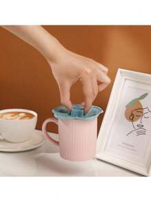 1pc Creative Silicone Cup Lid Sealed Cup Lid Mug Glass Ceramic Cup Dust-Proof Cup Lid Kitchen Accessories