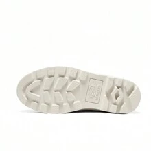 Skechers 女式休闲复古时尚保暖内衬高帮雪地靴 - 米色 - 查看 5