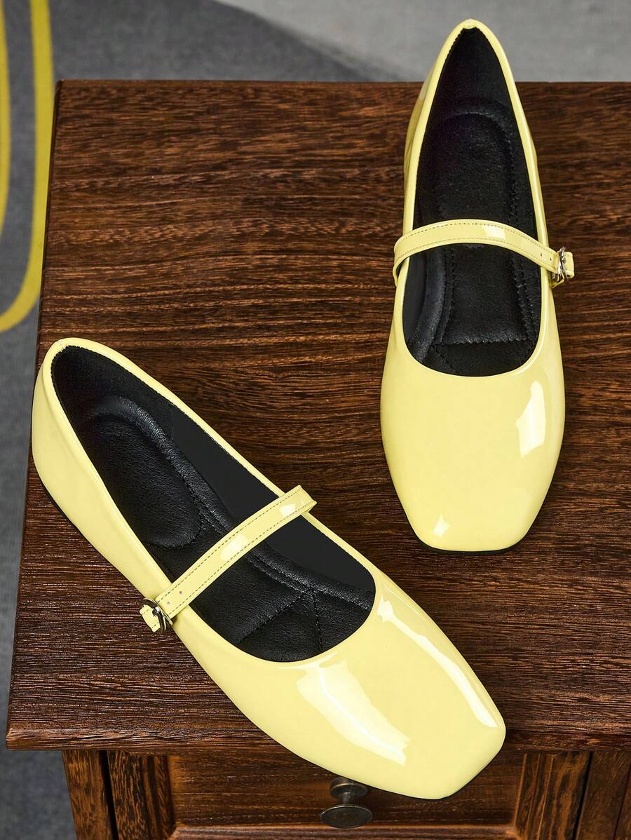 女士时尚方头一脚蹬黑色鞋，休闲办公百搭平底鞋，适合春夏户外，高端优质芭蕾平底鞋，适合派对/婚礼，红色