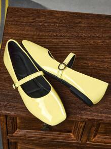 女士时尚方头一脚蹬黑色鞋，休闲办公百搭平底鞋，适合春夏户外，高端优质芭蕾平底鞋，适合派对/婚礼，红色