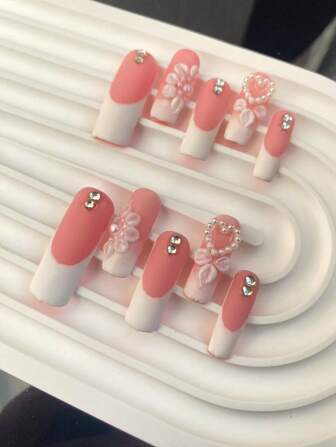 10片纯手工甲片白色法式3D立体白色雕花蝴蝶结适合送女友情人节礼物可反复佩戴按压指甲美甲用品指甲