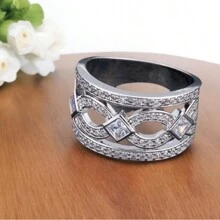 1pc Fashionable Delicate Micro-Inlaid Synthetic Zirconia Ring, Versatile & Elegant For Women