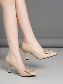 时尚水晶装饰尖头一脚蹬高跟鞋，适合工作