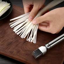 Rebanador de vegetales multifuncional de acero inoxidable con cubierta protectora, diseño de 6 cuchillas, cortador de cebolla, ajo y tomate, utensilio de cocina manual, preparación de alimentos fácil, rebanador multifuncional ultrafino (con cubierta protectora) - Plateado - Ver 3