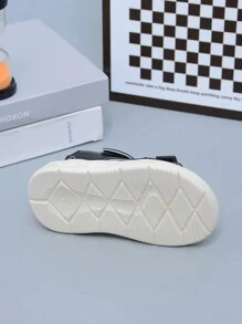 1 paire de sandales plates à bout ouvert pour enfants, design bicolore, minimaliste et confortable, convenant pour le printemps, l'été et l'automne