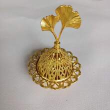 Suport pentru lumânări stil 1buc, aragaz elegant de birou auriu, arzător de tămâie cu tavă metalică, borcan de masă cu difuzor de bețișoare creativ cu accesorii, prins de vise pentru decor de masă, mini arzător de tămâie cu gol de aur, arzător de tămâie din lemn de santal din metal pentru aromaterapie